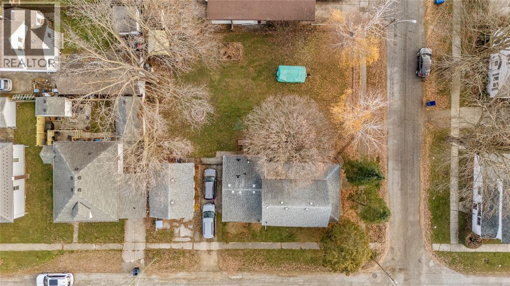 120 Hiram Street, Wallaceburg, ON -