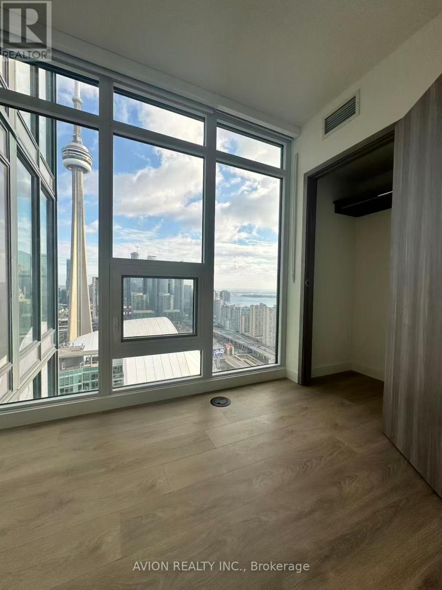 4710 - 3 Concord Cityplace Way, Toronto, ON - Indoor Photo Showing Other Room