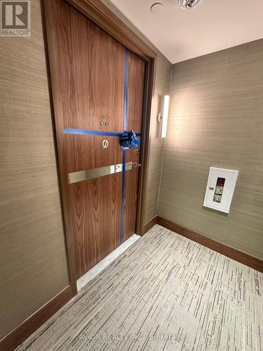 4710 - 3 Concord Cityplace Way, Toronto, ON - Indoor Photo Showing Other Room