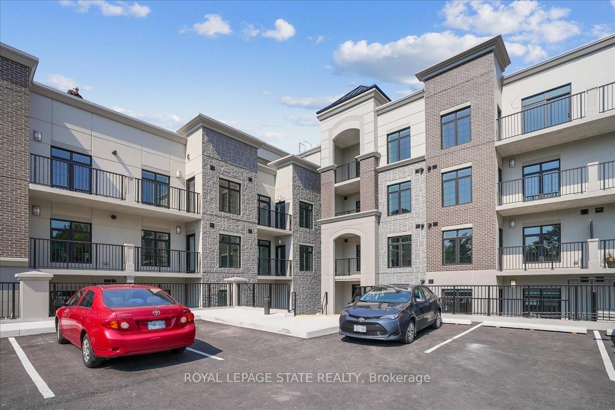 124-153 Wilson Street W, Hamilton, ON - Outdoor With Balcony