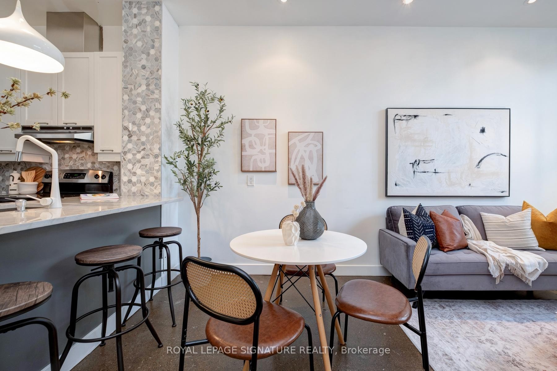 418-155 Dalhousie Street, Toronto, ON - Indoor