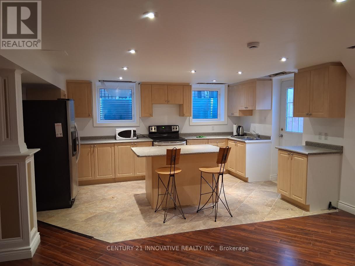 Bsmt - 54 Muscat Crescent, Ajax, ON - Indoor Photo Showing Kitchen