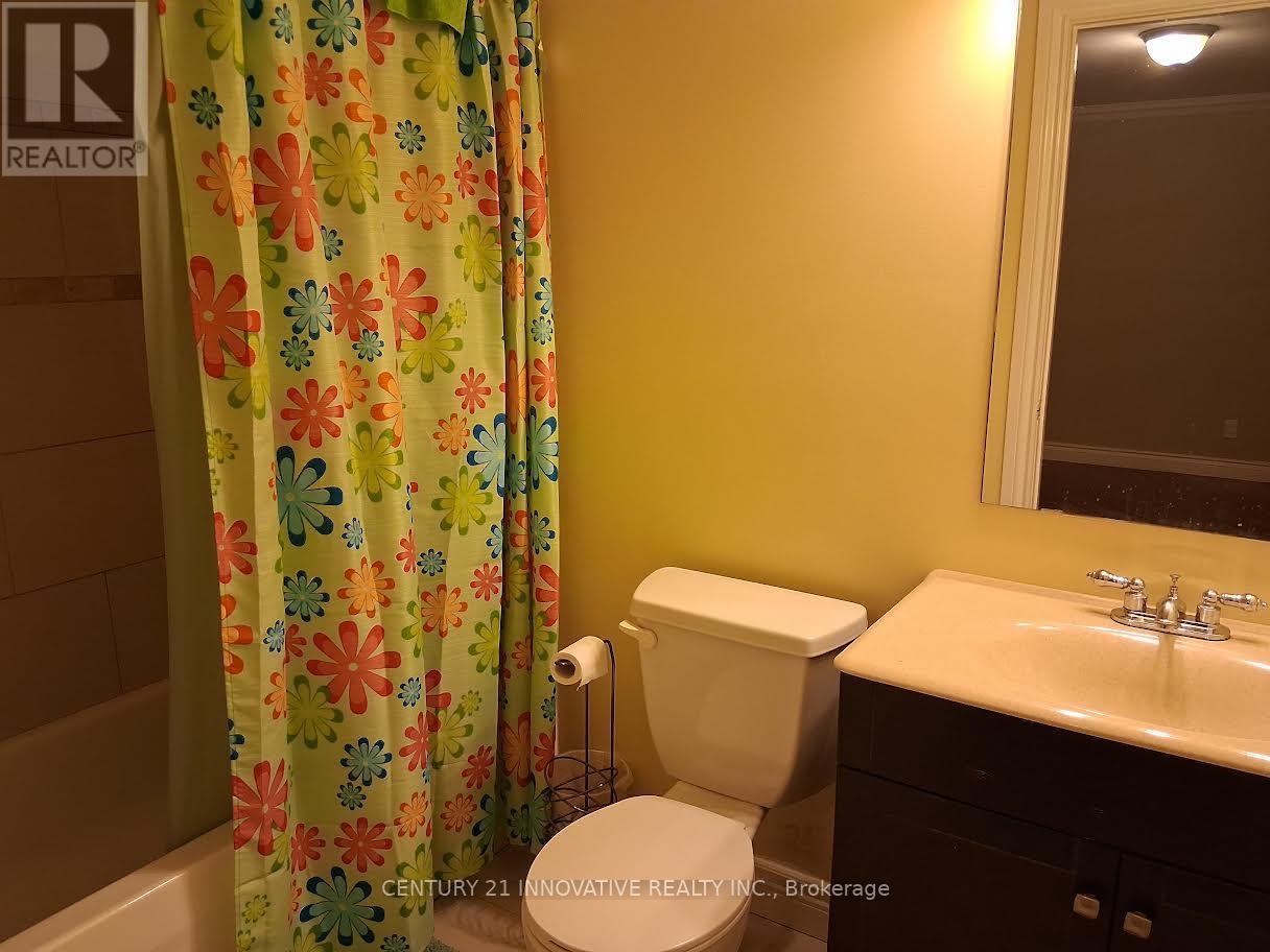 Bsmt - 54 Muscat Crescent, Ajax, ON - Indoor Photo Showing Bathroom