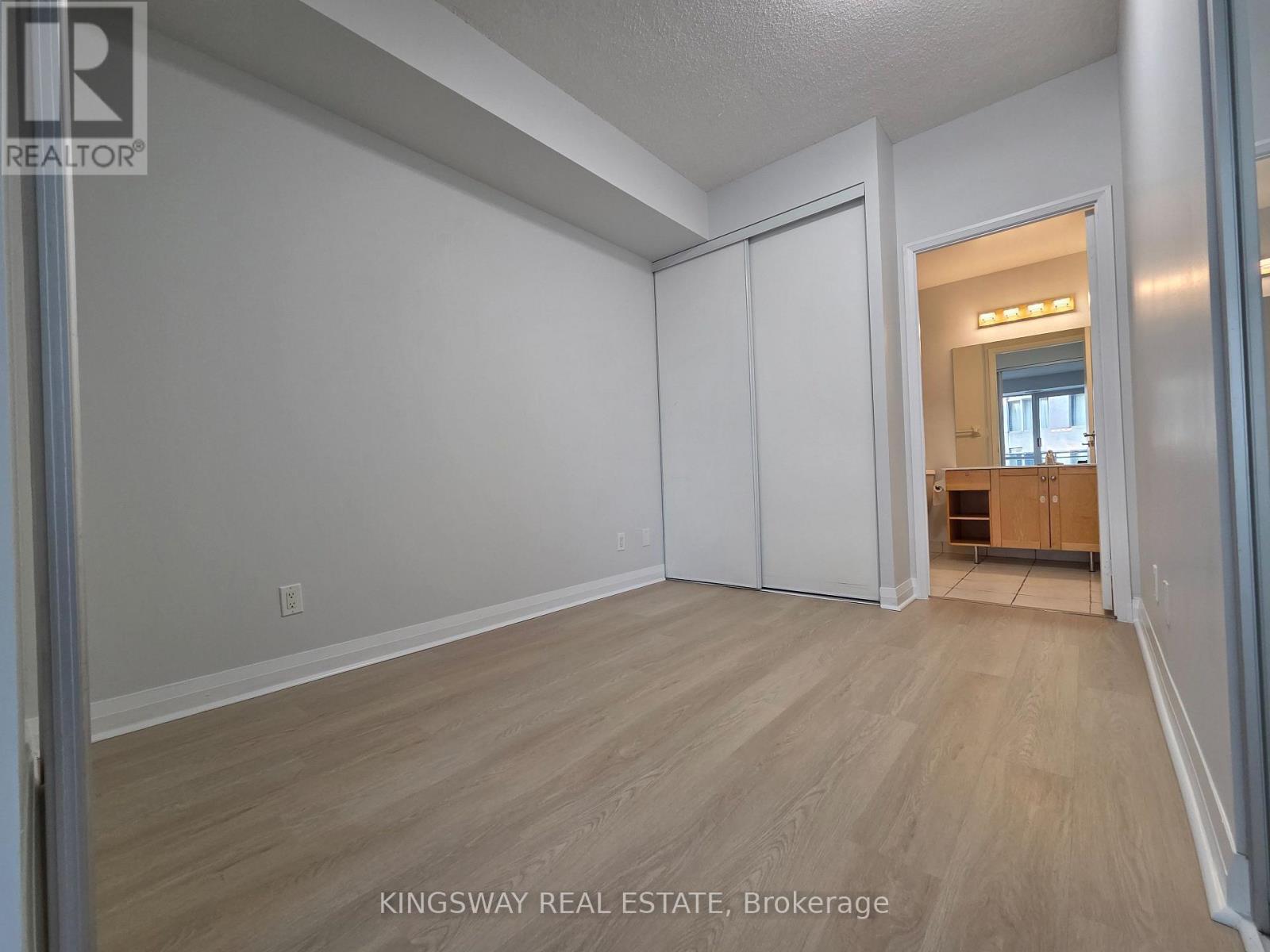 1605 - 220 Victoria Street, Toronto, ON - Indoor Photo Showing Other Room