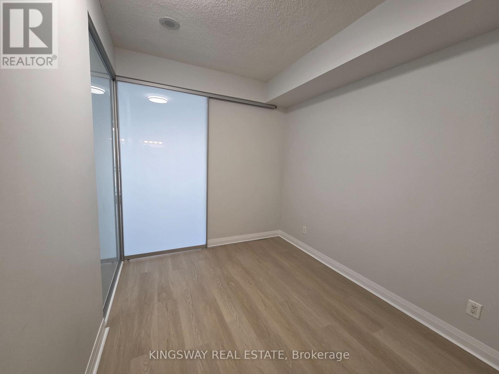 1605 - 220 Victoria Street, Toronto, ON - Indoor Photo Showing Other Room