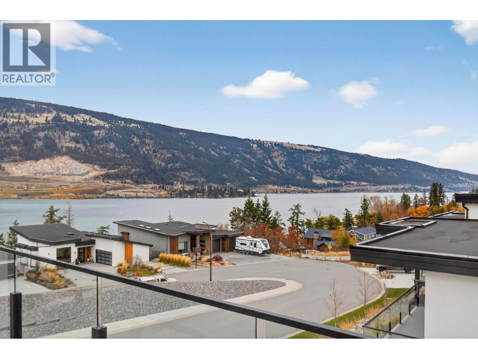 15873 Kobayashi Court, Lake Country, BC - Outdoor With Body Of Water With View