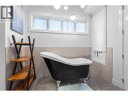 ensuite -