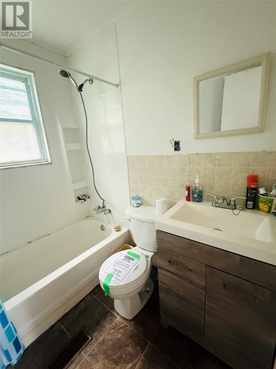 950 Main Road, Dunville, NL - Indoor Photo Showing Bathroom