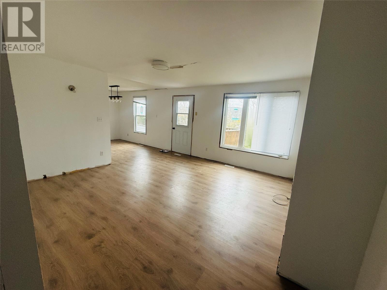 950 Main Road, Dunville, NL - Indoor Photo Showing Other Room