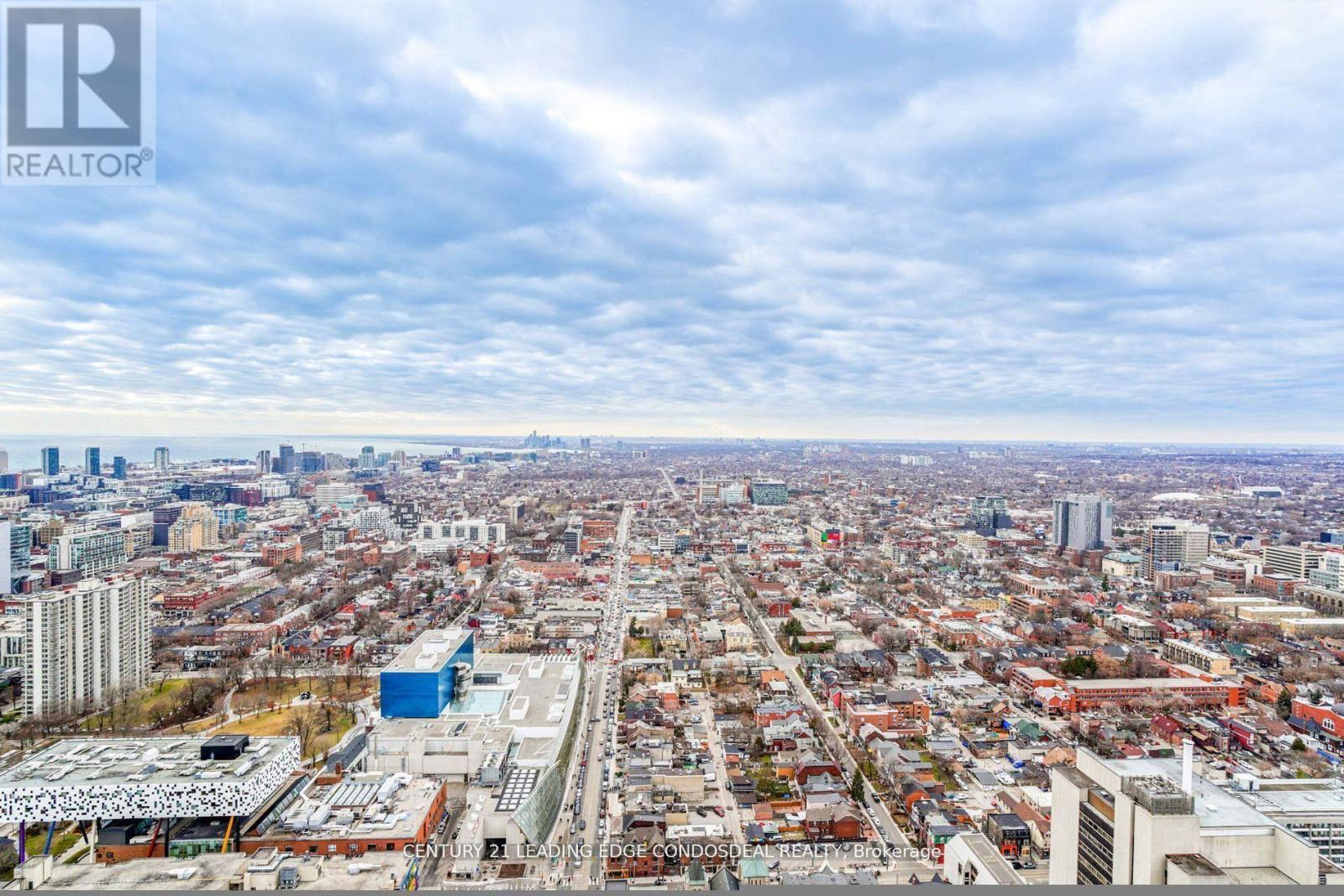 4111 - 488 University Avenue, Toronto, ON - Outdoor With View