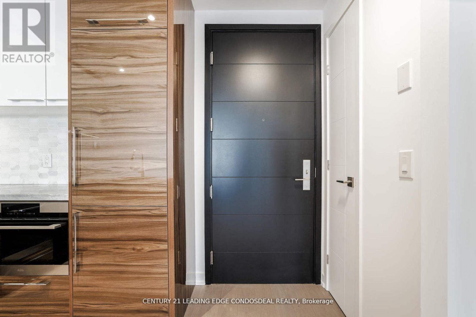 4111 - 488 University Avenue, Toronto, ON - Indoor Photo Showing Other Room