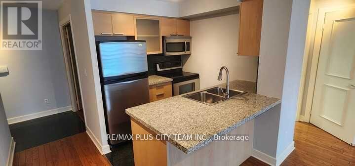 1212 - 16 Harrison Garden Boulevard, Toronto, ON - Indoor Photo Showing Kitchen With Double Sink