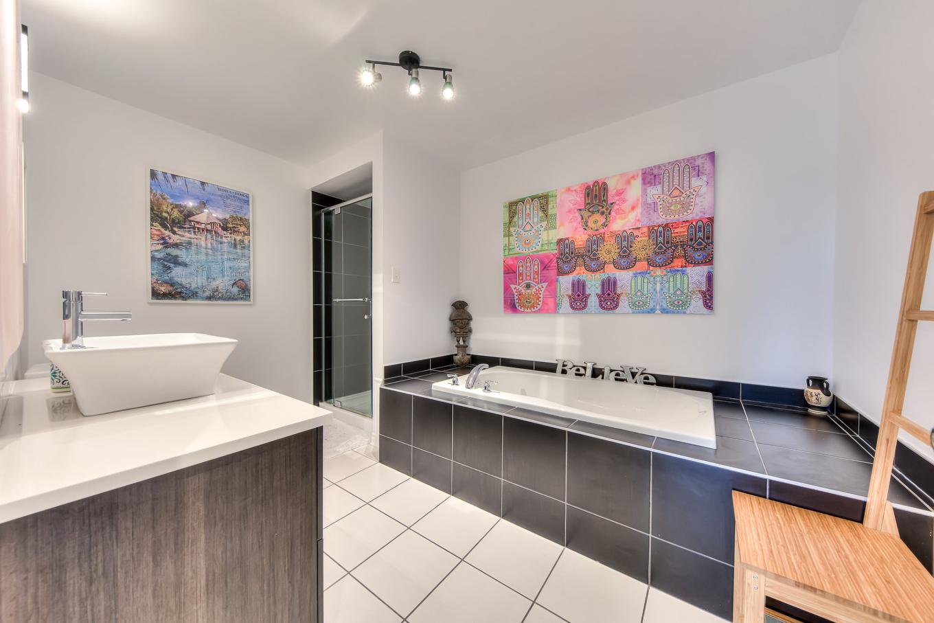 Salle de bains - 7-6145 Rue De Lusa, Brossard, QC - Indoor Photo Showing Bathroom