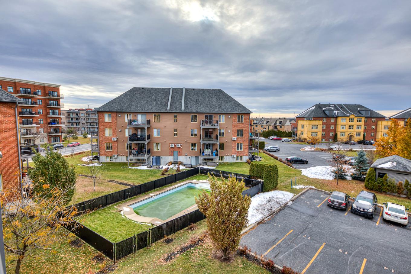 Vue d'ensemble - 7-6145 Rue De Lusa, Brossard, QC - Outdoor With Balcony