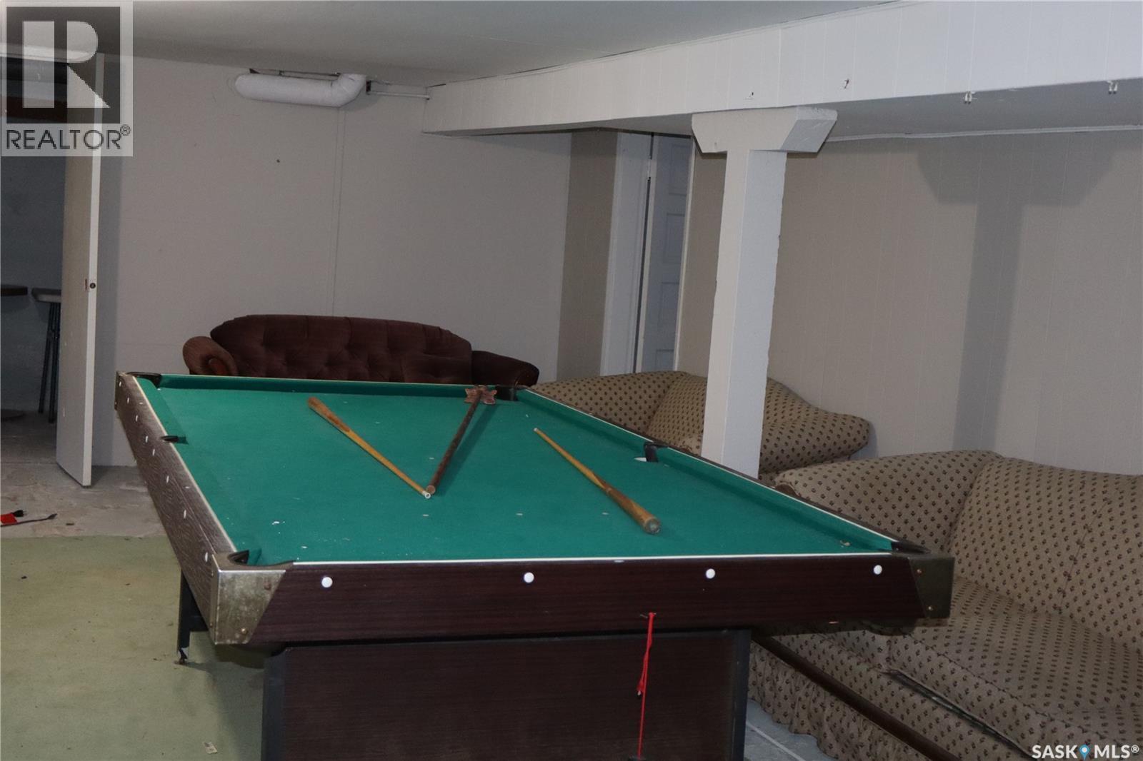 203 5Th Avenue W, Assiniboia, SK - Indoor Photo Showing Other Room