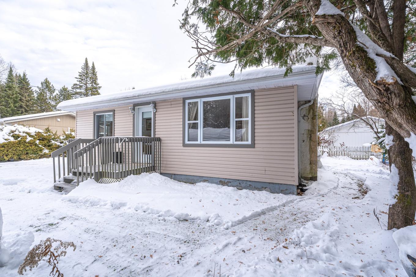 Frontage - 1956 Av. A.-Boileau, Sainte-Lucie-Des-Laurentides, QC - Outdoor