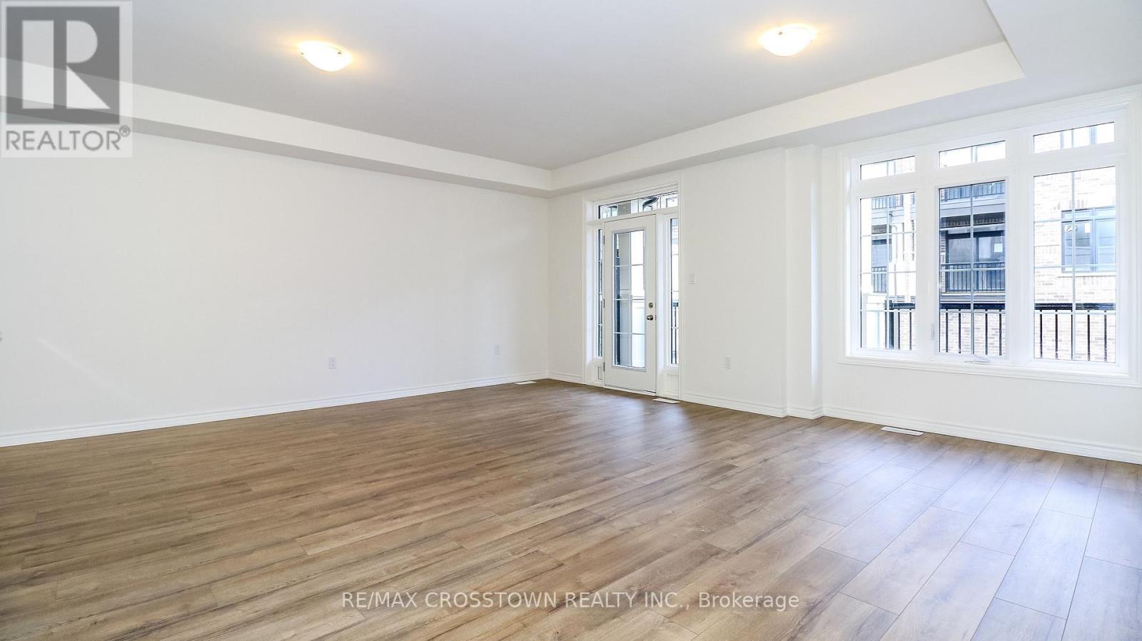 Unit 21 - 2023 Matteer Court, Innisfil, ON - Indoor Photo Showing Other Room