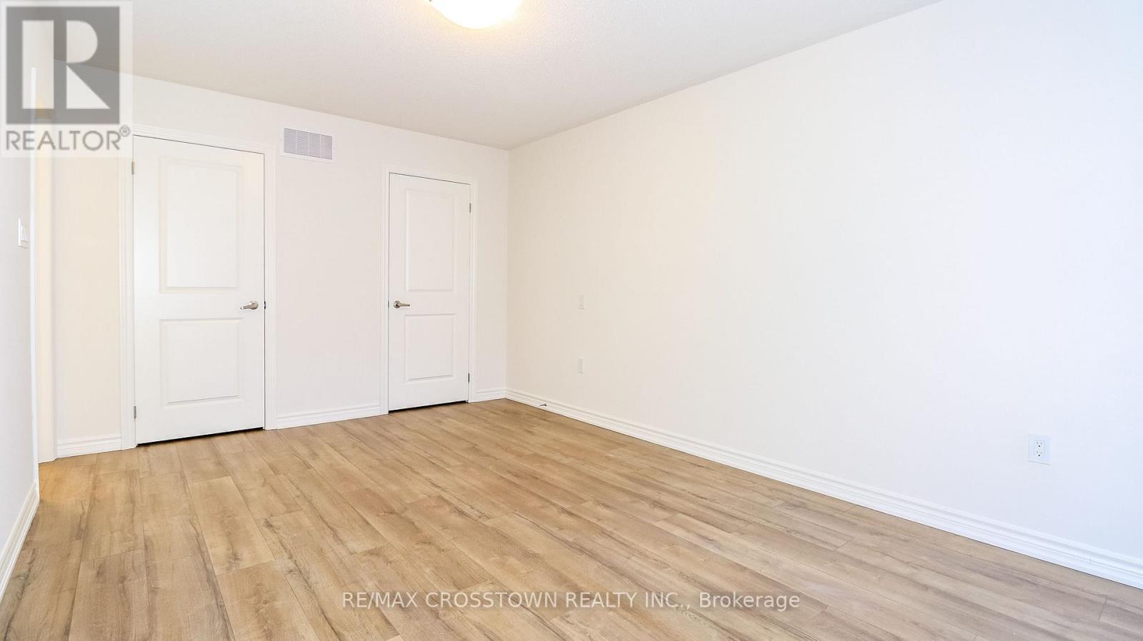 Unit 21 - 2023 Matteer Court, Innisfil, ON - Indoor Photo Showing Other Room