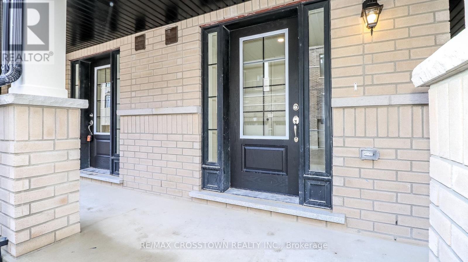 Unit 21 - 2023 Matteer Court, Innisfil, ON - Outdoor With Exterior