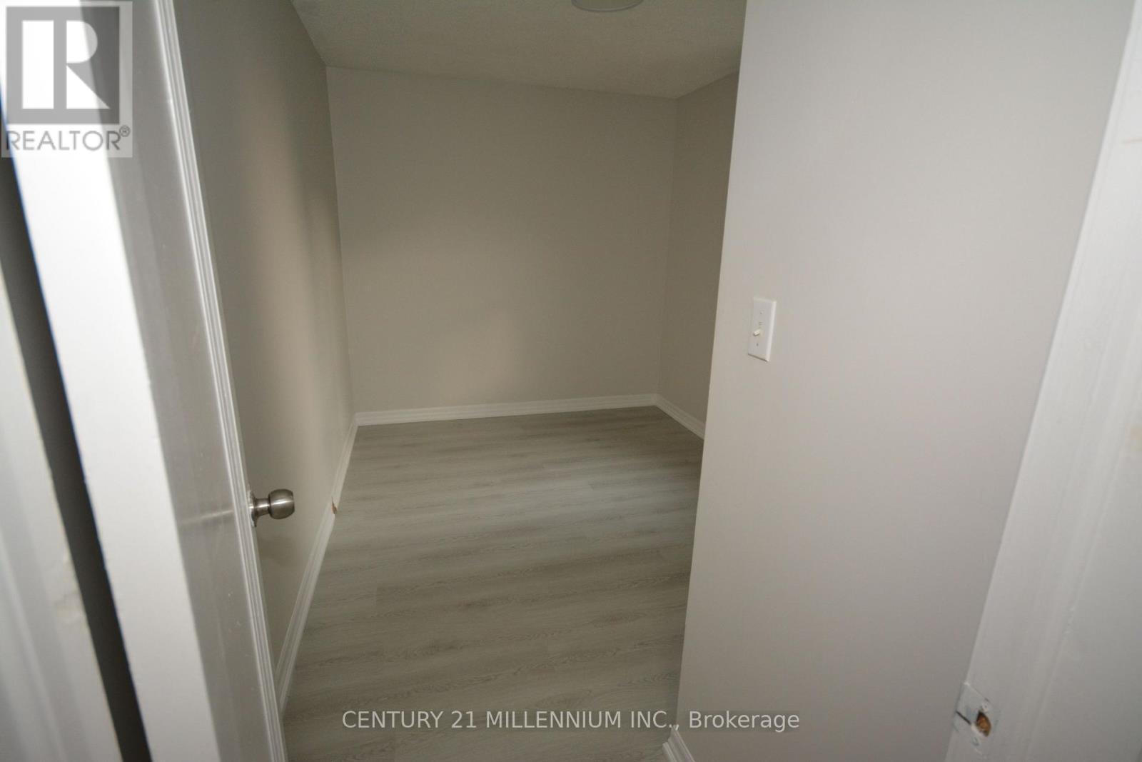 8 West Street W, Brampton, ON - Indoor Photo Showing Other Room