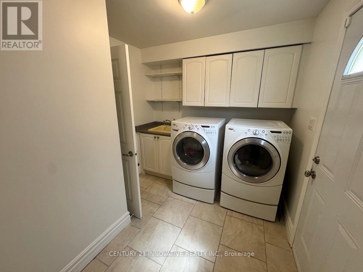23 Linden Crescent, Brampton, ON - Indoor Photo Showing Laundry Room