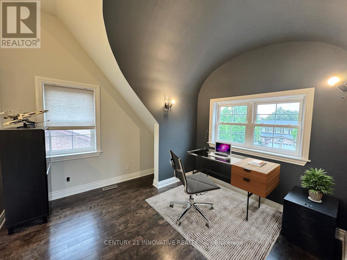 23 Linden Crescent, Brampton, ON - Indoor Photo Showing Office