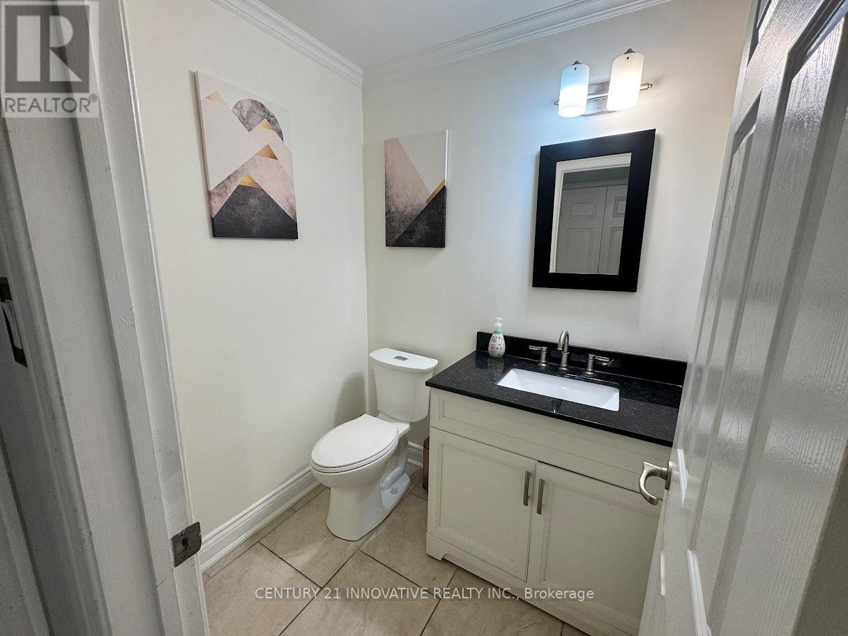 23 Linden Crescent, Brampton, ON - Indoor Photo Showing Bathroom