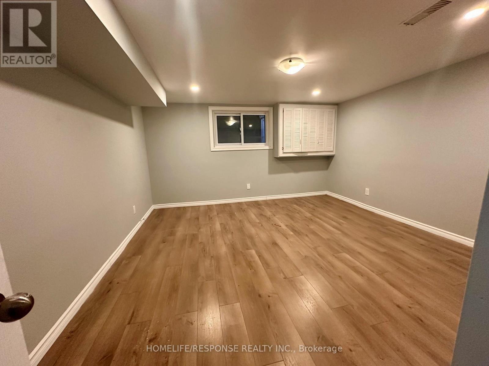 1554 Lochlin Trail, Mississauga, ON - Indoor Photo Showing Other Room