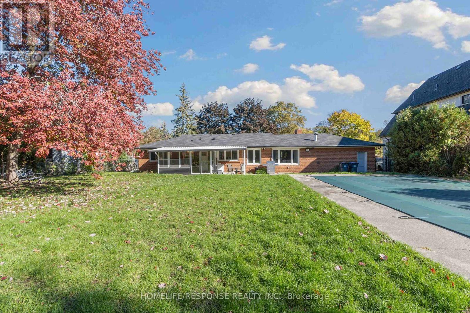 1554 Lochlin Trail, Mississauga, ON - Outdoor