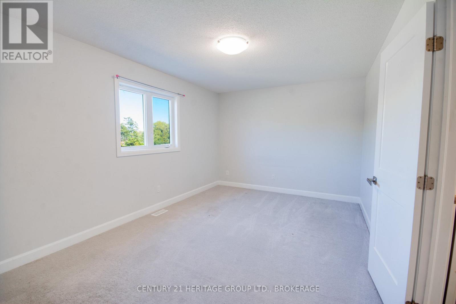 1261 Max Crescent, Kingston (City Northwest), ON - Indoor Photo Showing Other Room