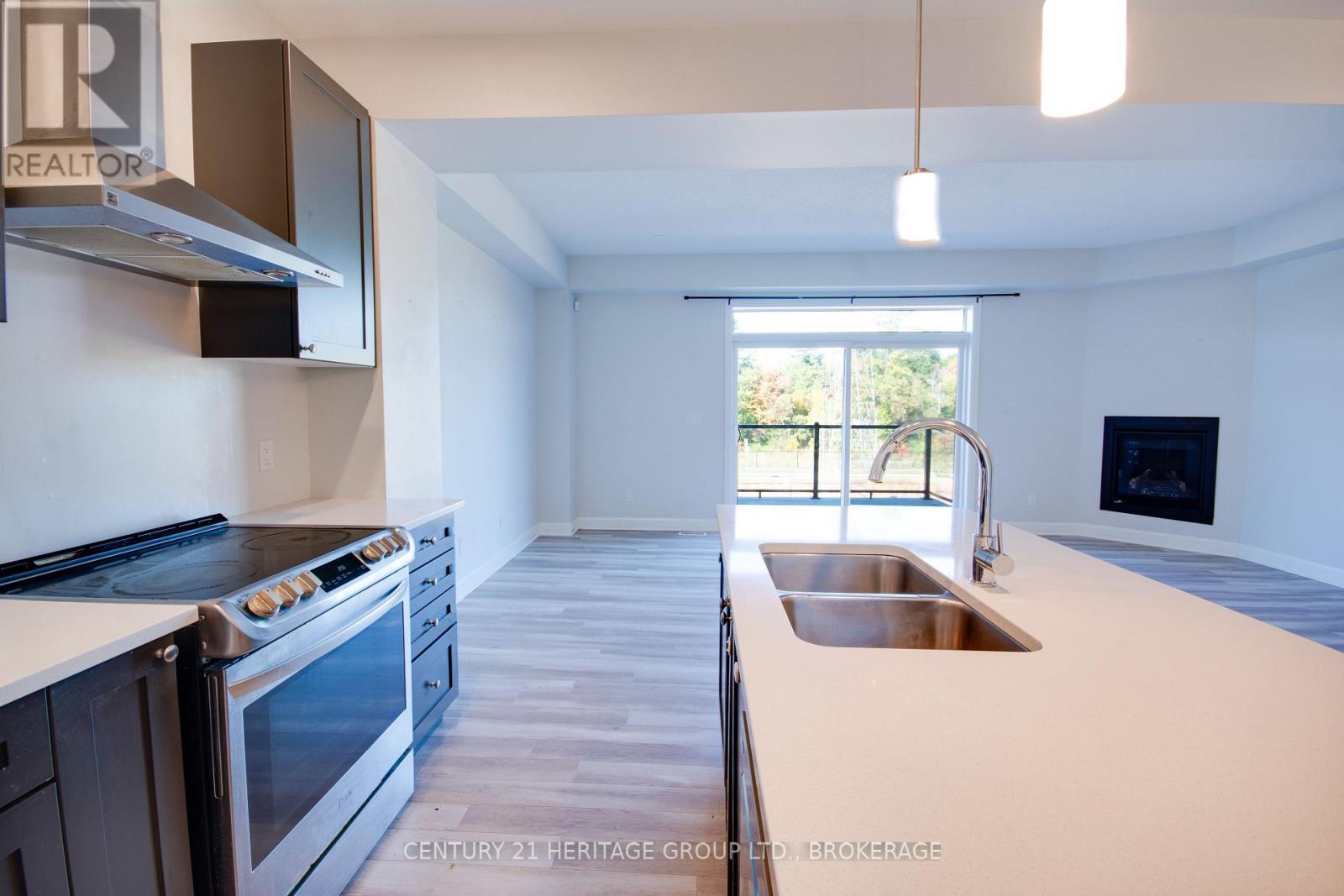 1261 Max Crescent, Kingston (City Northwest), ON - Indoor Photo Showing Kitchen With Double Sink