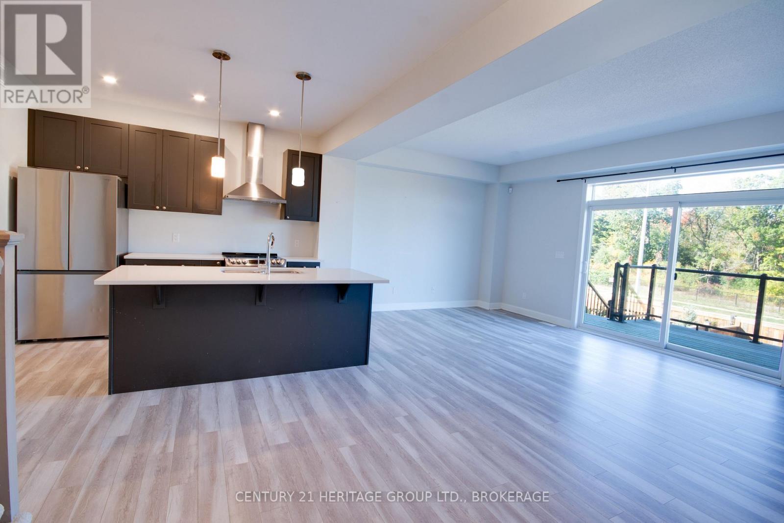 1261 Max Crescent, Kingston (City Northwest), ON - Indoor Photo Showing Kitchen