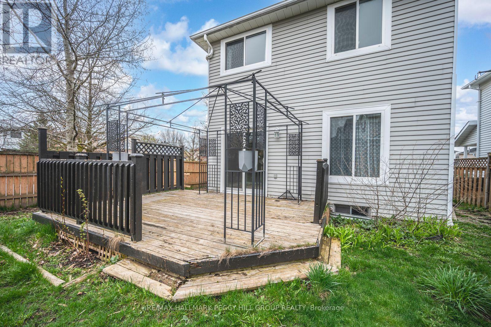14 D'Ambrosio Drive, Barrie, ON - Outdoor