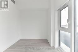 2nd Bedroom W Lg Dbl Closet & Windows -