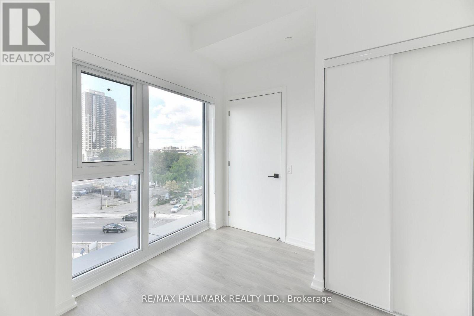 2nd Bedroom W Lg Dbl Closet & Windows - 503 - 1285 Dupont Street, Toronto, ON - Indoor Photo Showing Other Room