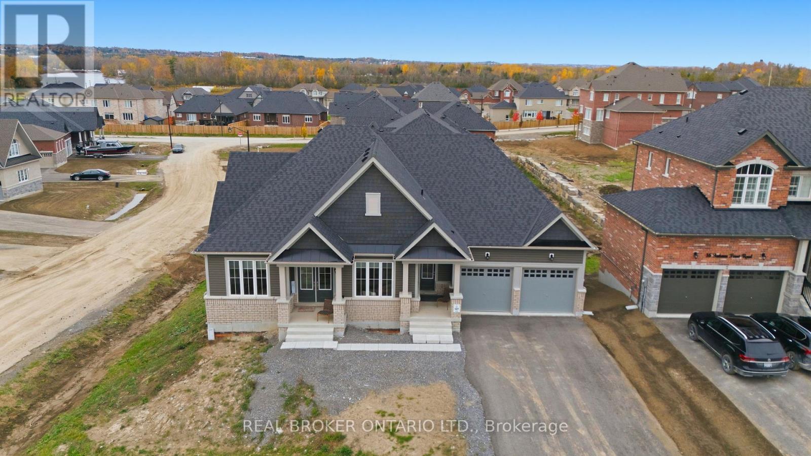 26 Autumn Frost Road, Otonabee-South Monaghan, ON - Outdoor With Facade