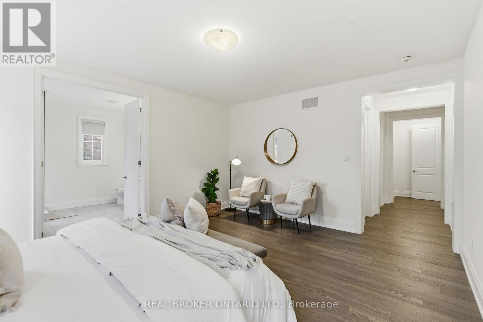 26 Autumn Frost Road, Otonabee-South Monaghan, ON - Indoor Photo Showing Bedroom