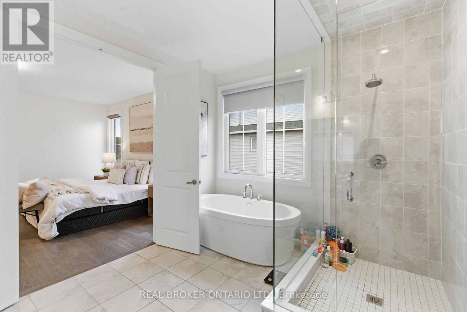 26 Autumn Frost Road, Otonabee-South Monaghan, ON - Indoor Photo Showing Bathroom