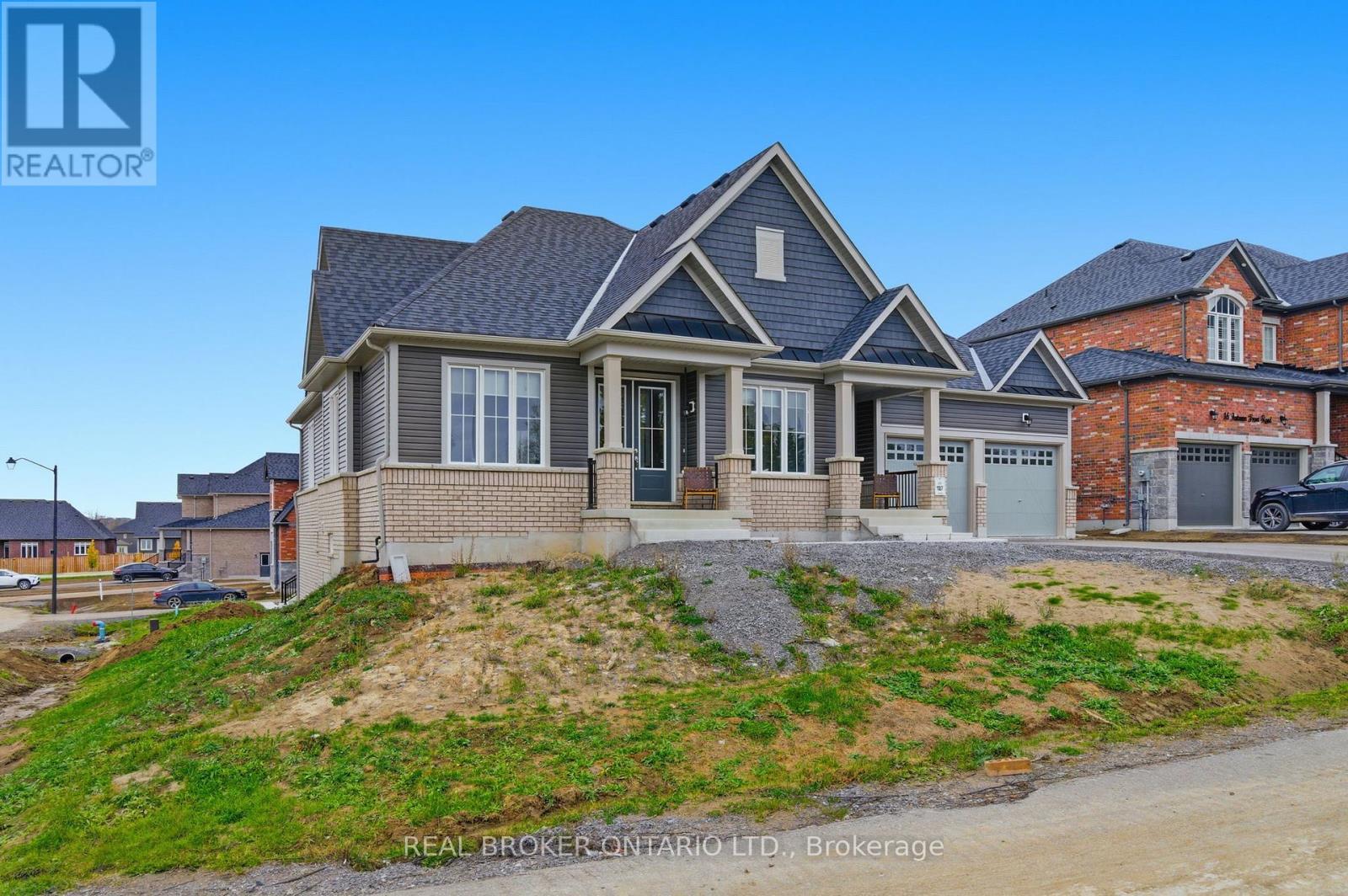 26 Autumn Frost Road, Otonabee-South Monaghan, ON - Outdoor With Facade