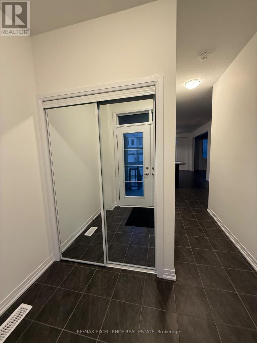 116 Velvet Way, Thorold, ON - Indoor Photo Showing Other Room