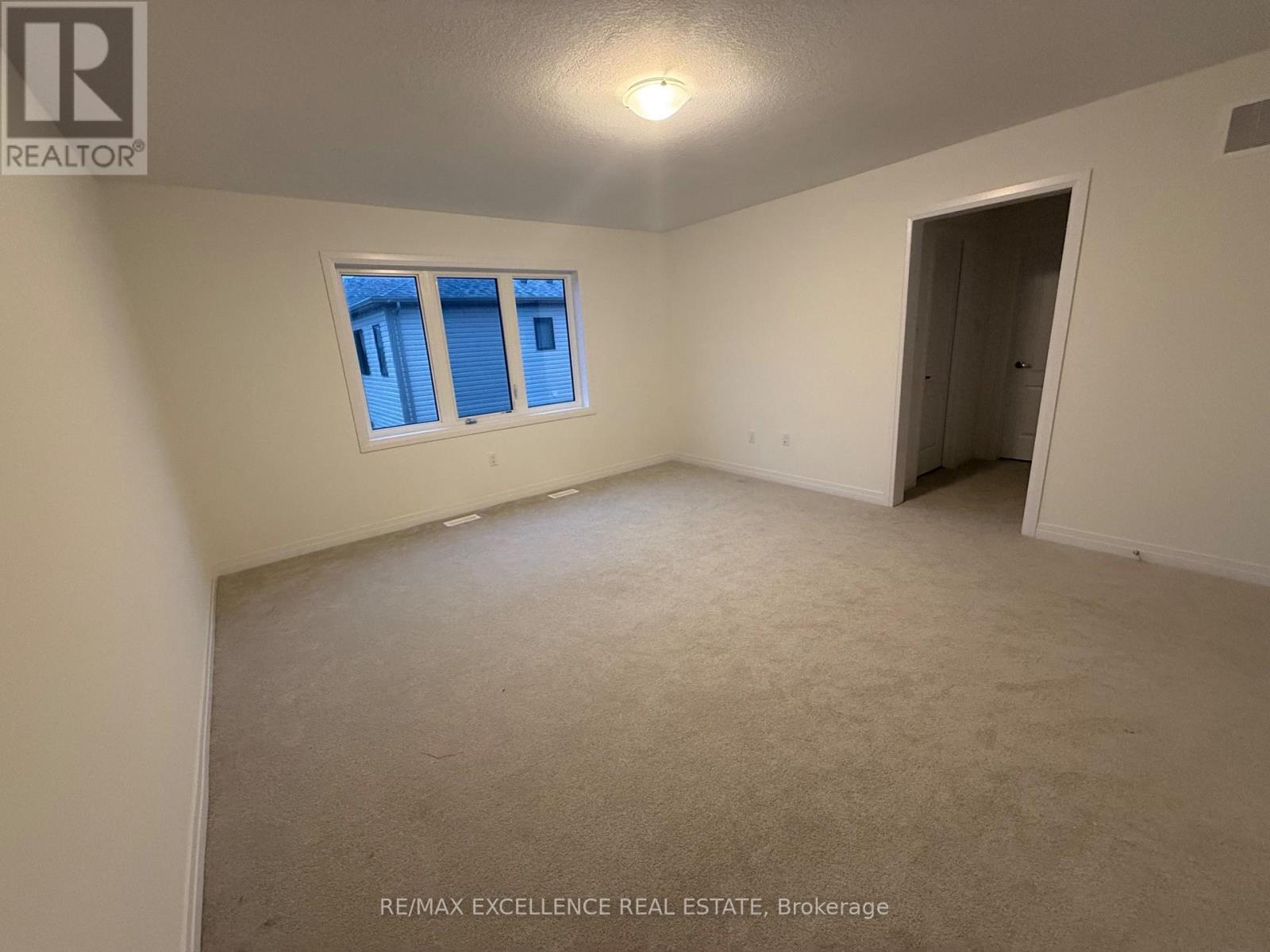 116 Velvet Way, Thorold, ON - Indoor Photo Showing Other Room