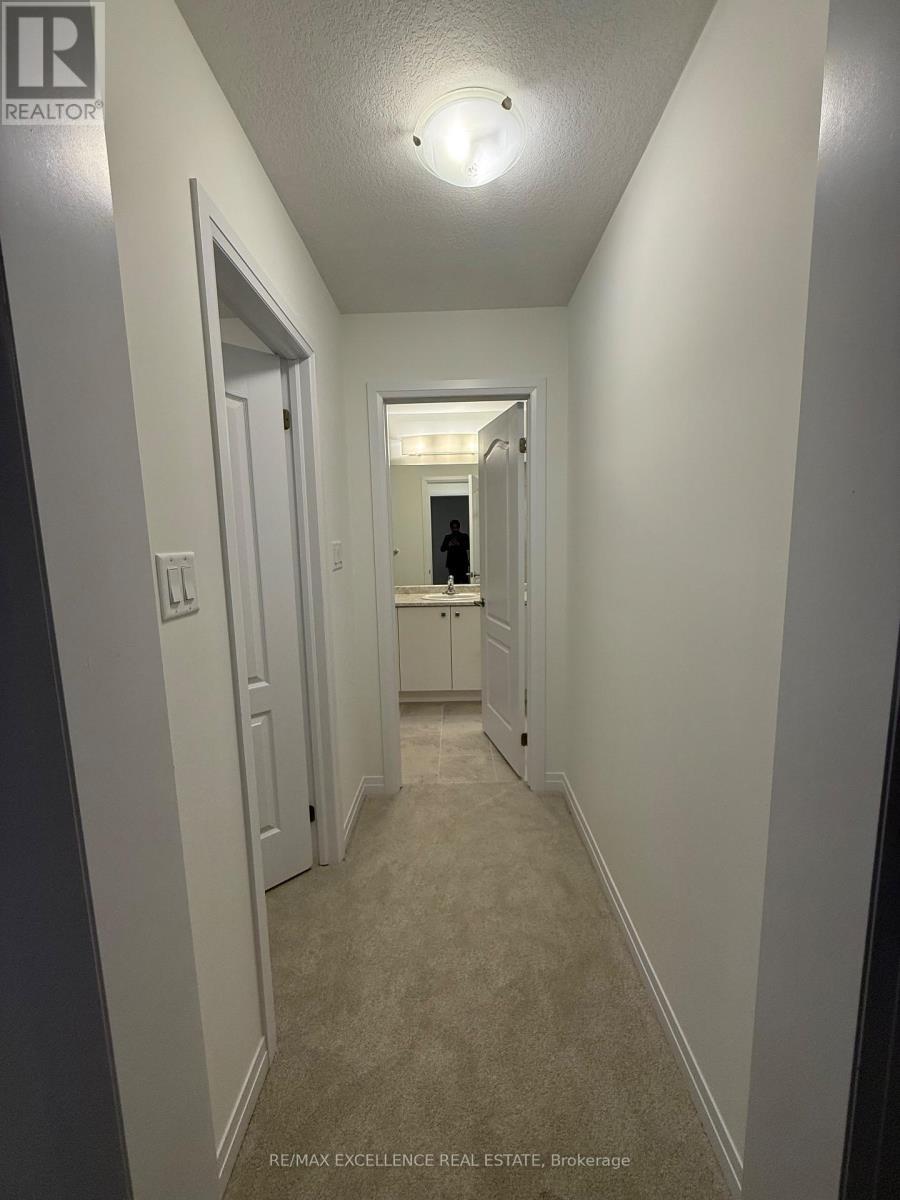 116 Velvet Way, Thorold, ON - Indoor Photo Showing Other Room