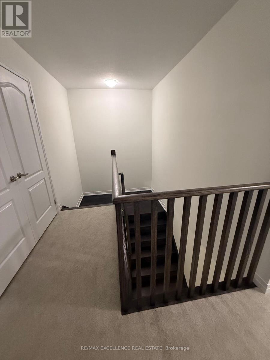 116 Velvet Way, Thorold, ON - Indoor Photo Showing Other Room