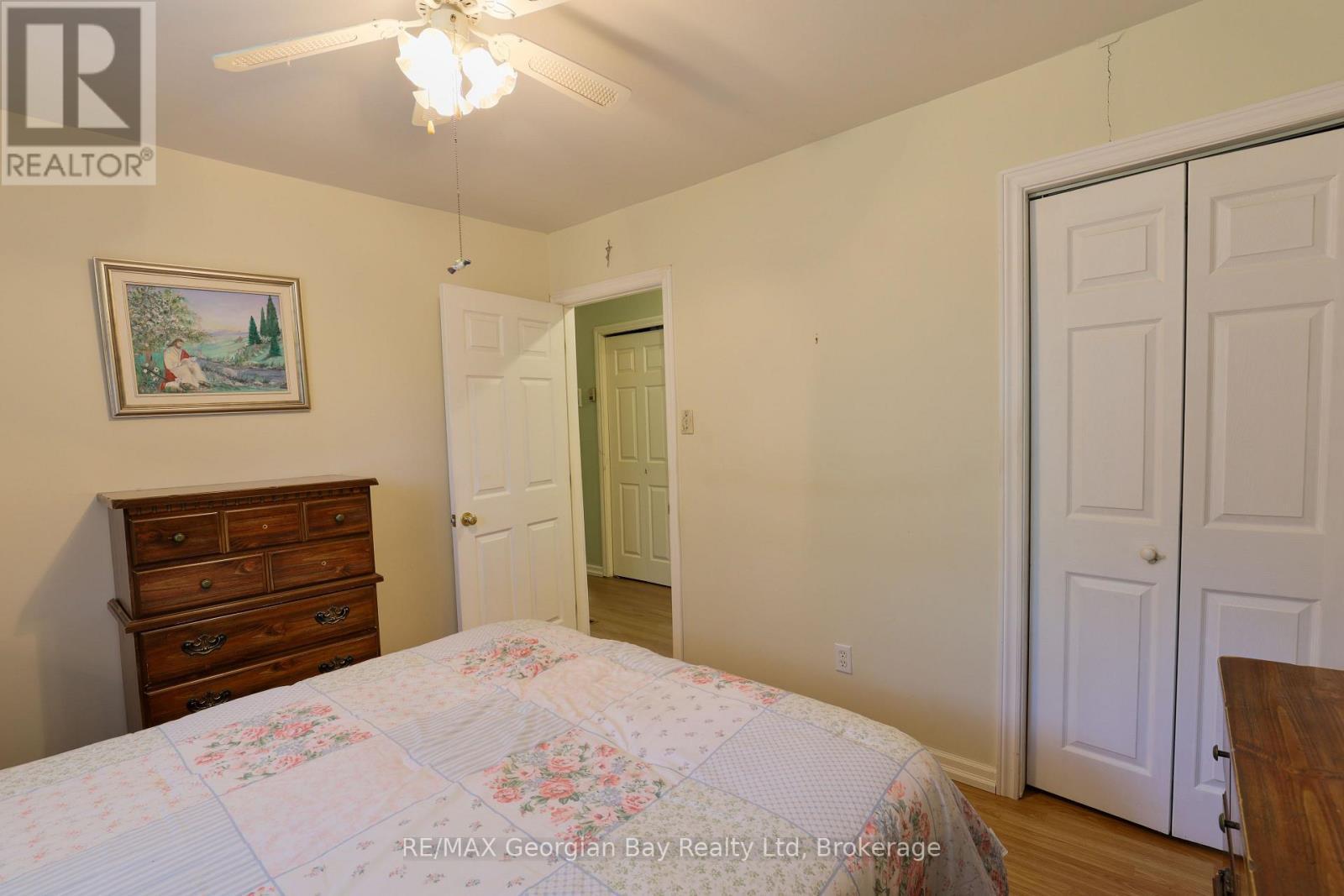 1 Lindale Avenue, Tiny, ON - Indoor Photo Showing Bedroom