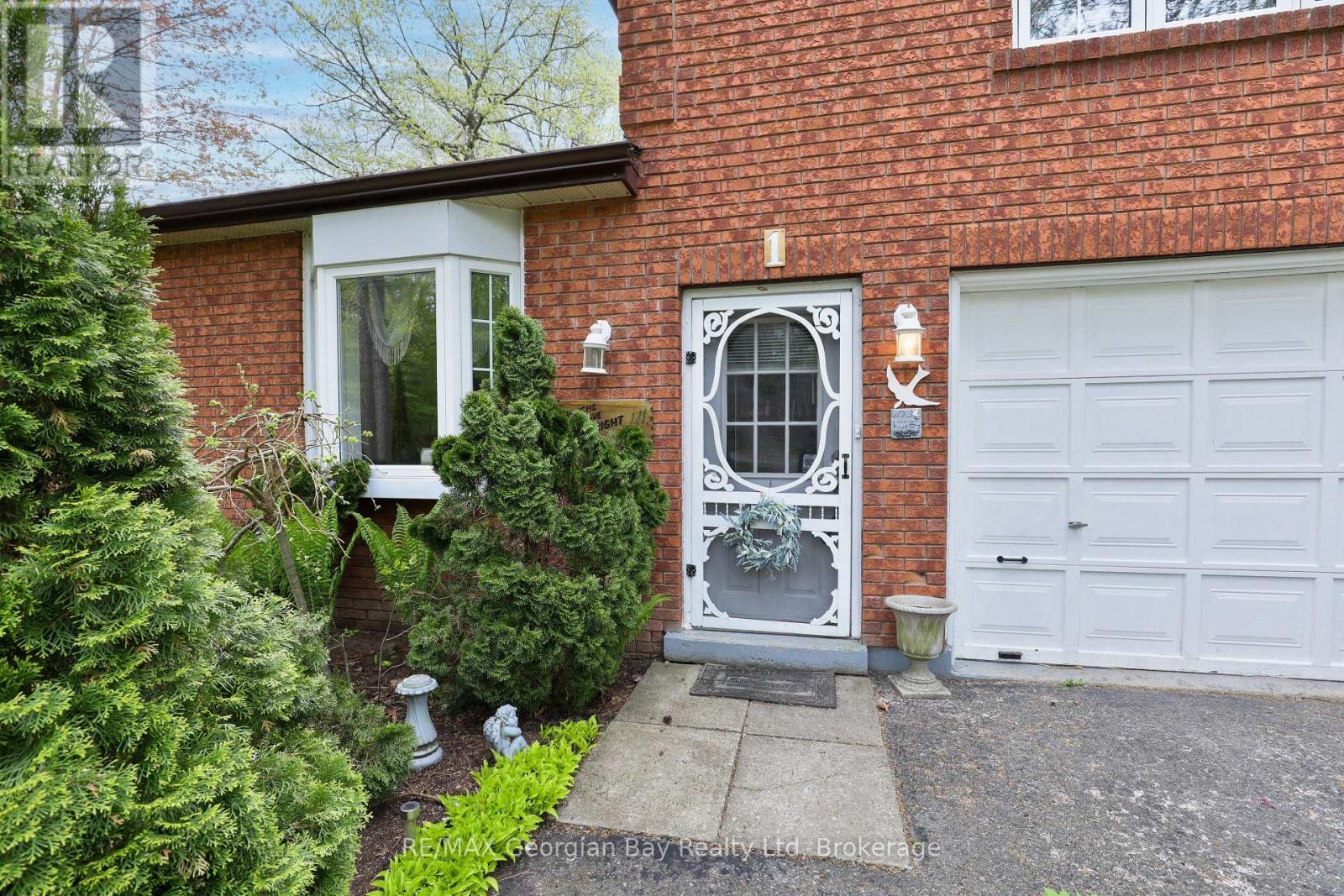 1 Lindale Avenue, Tiny, ON - Outdoor With Exterior