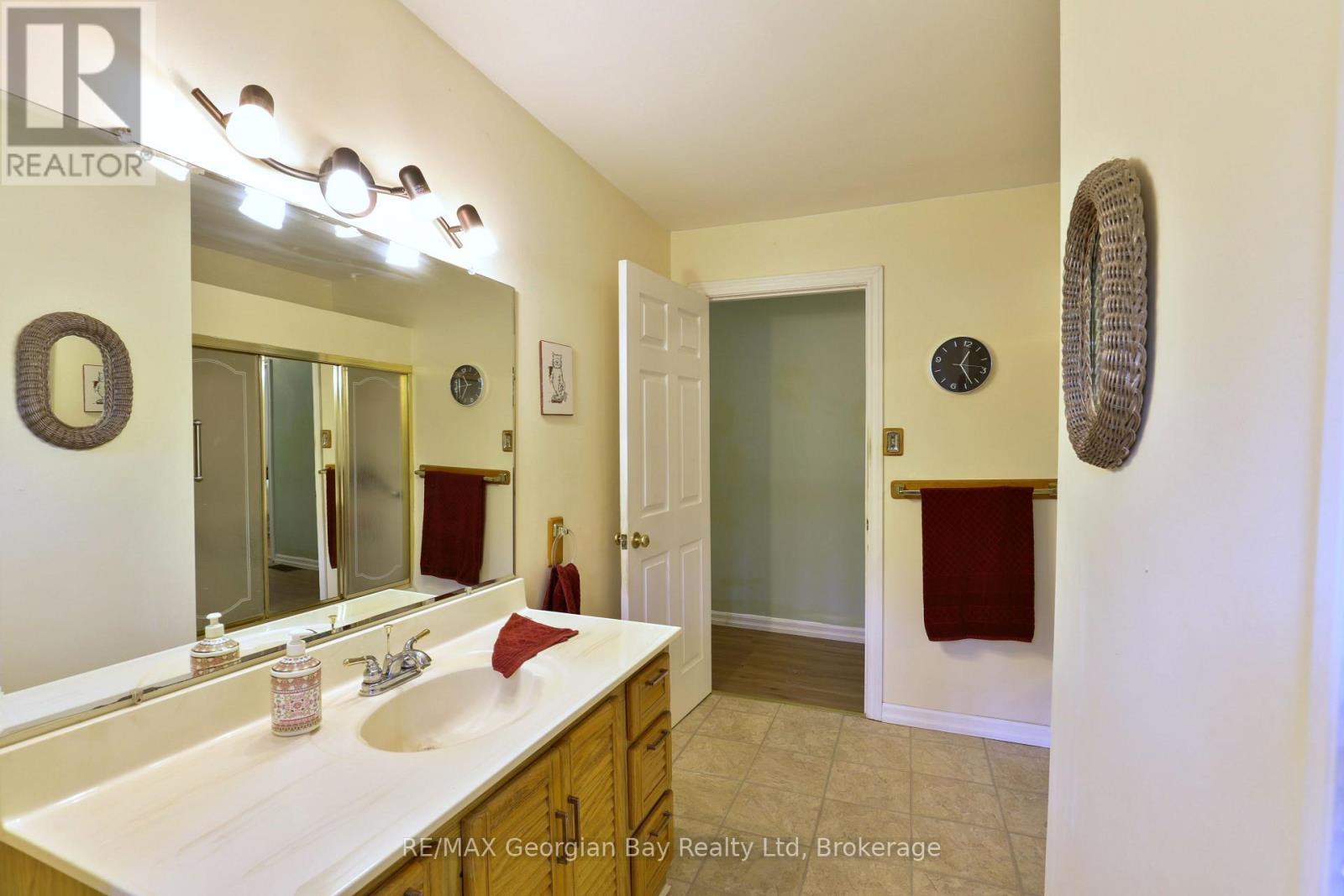 1 Lindale Avenue, Tiny, ON - Indoor Photo Showing Bathroom