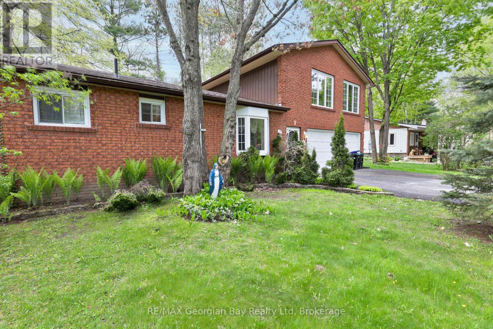 1 Lindale Avenue, Tiny, ON - Outdoor