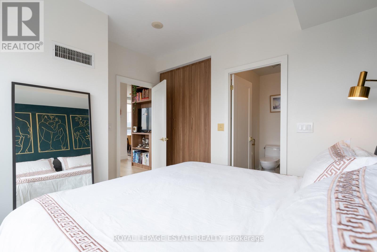 2603 - 500 Sherbourne Street, Toronto, ON - Indoor Photo Showing Bedroom