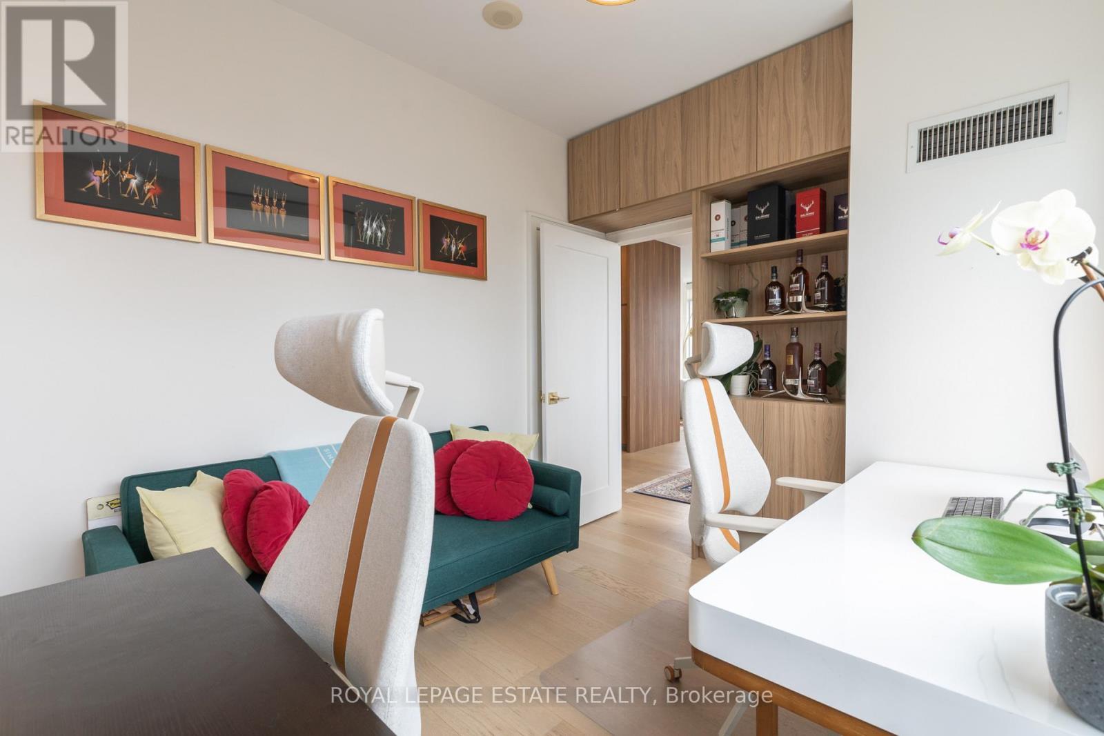 2603 - 500 Sherbourne Street, Toronto, ON - Indoor