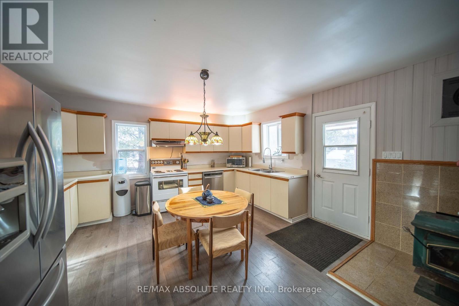 1923 Calypso Street, The Nation, ON - Indoor With Fireplace